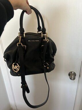 Michael Kors Purse – Fair Condition